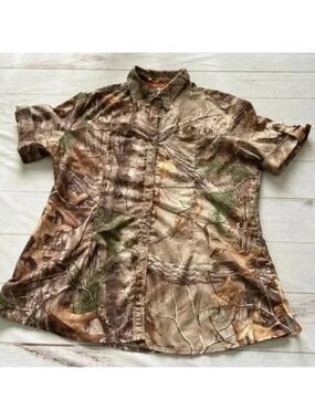 She Outdoor Camo Button Up Shirt Womens  Size XL Short Sleeves with pock…